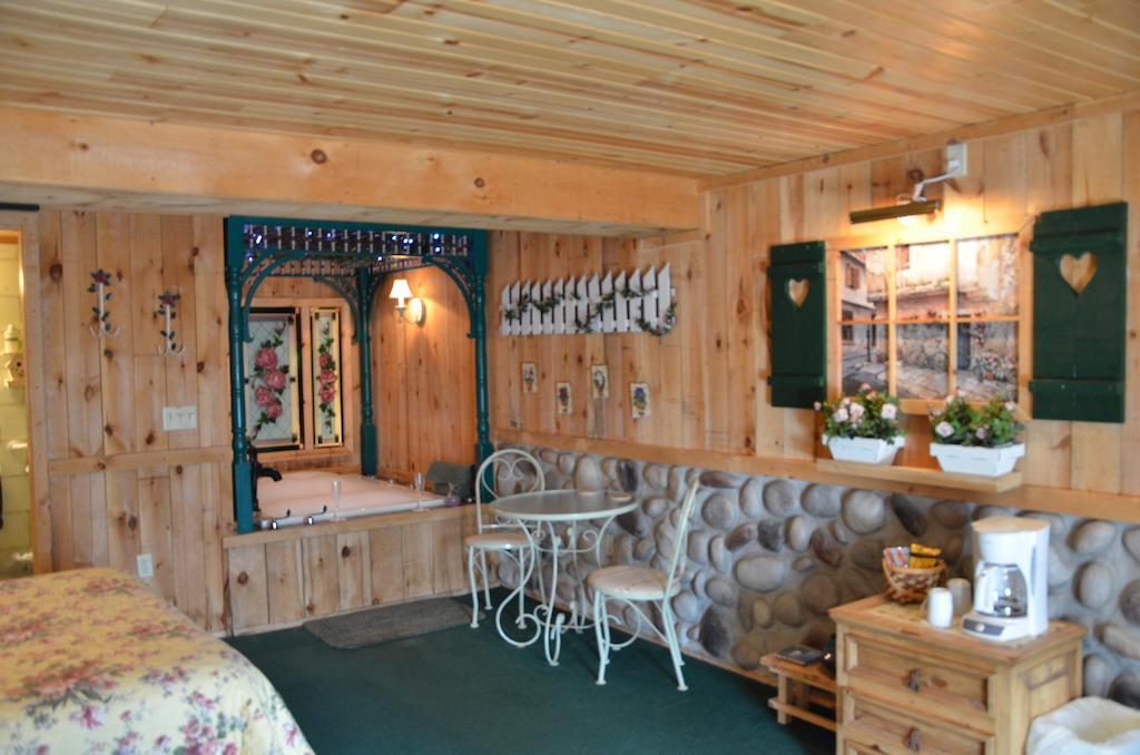 Lazy Cloud Bed and Breakfast Williams Bay Rum bild