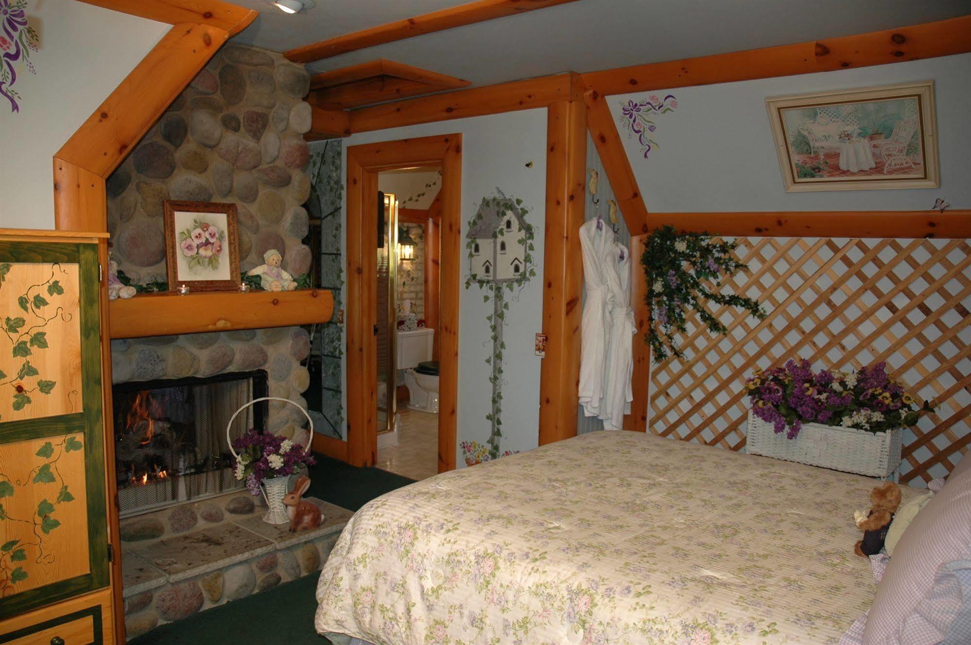 Lazy Cloud Bed and Breakfast Williams Bay Exteriör bild